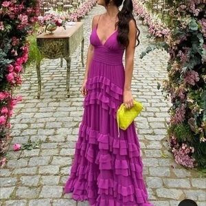 Meet your Posher, Carmen